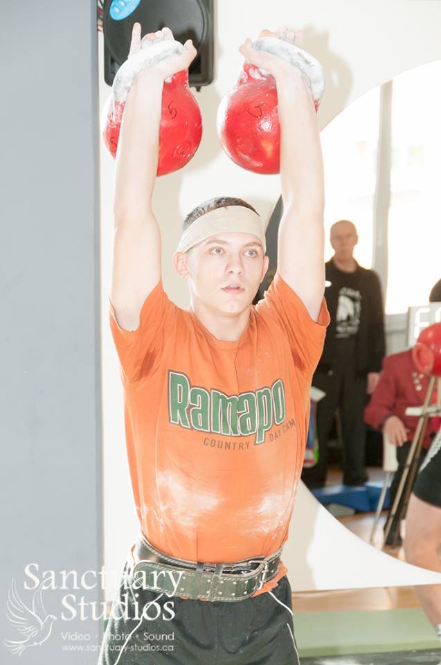 11202658_1049910381727917_582809702347572406_n